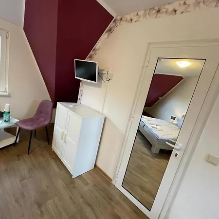 Zum Surgrund Doppelzimmer Nr 8 * クックスハーフェン