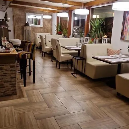 Zum Surgrund Doppelzimmer Nr 8 *